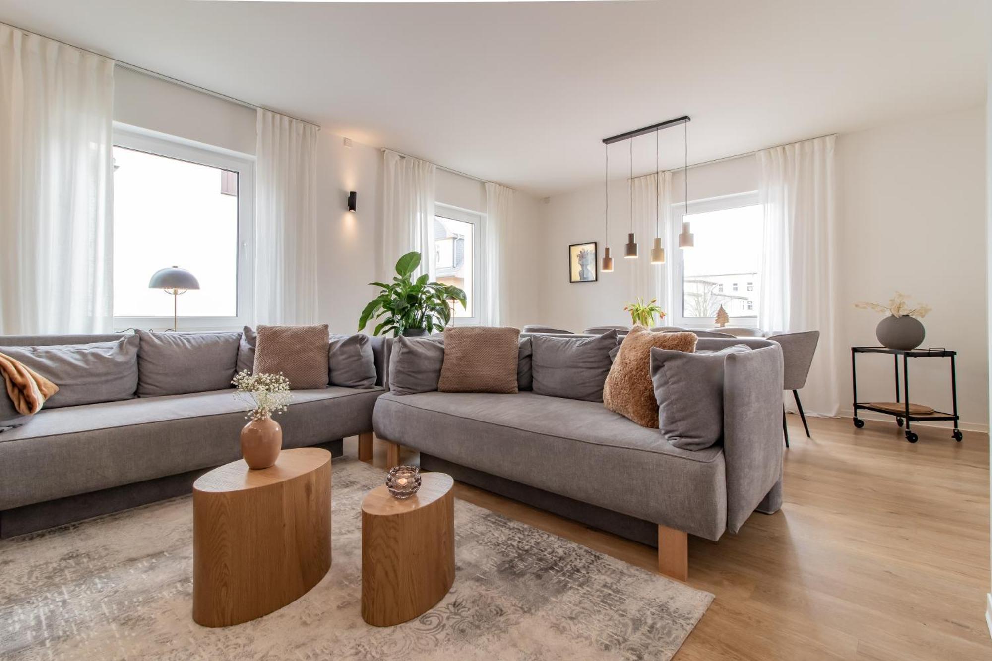 Stilvolles City-Apartment I Netflix I Wlan L Stellplatz I Zentral Schwarzenberg  Exterior photo